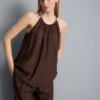 Top trapézio com decote halter texturado