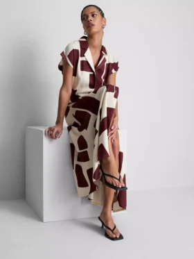 Vestido de camisa midi de manga curta