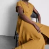 Vestido de camisa midi de manga curta