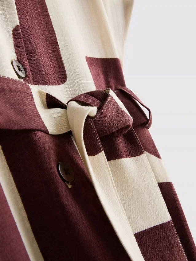 Vestido de camisa midi de manga curta