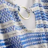 Vestido de praia com riscas em croché e anéis em O