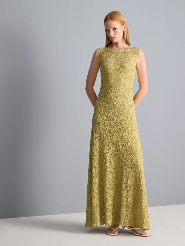 Vestido maxi de renda elástica