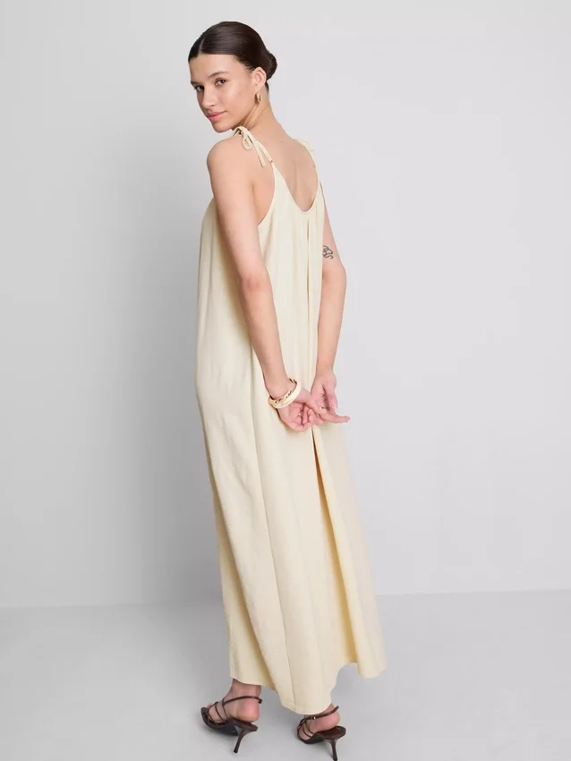 Vestido midi com alças