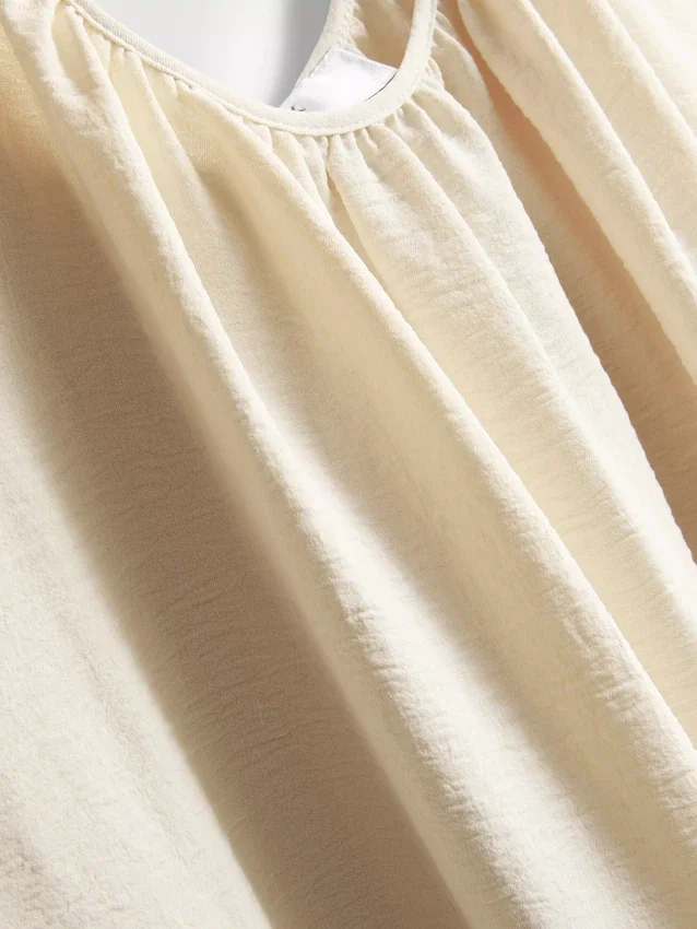 Vestido midi com alças