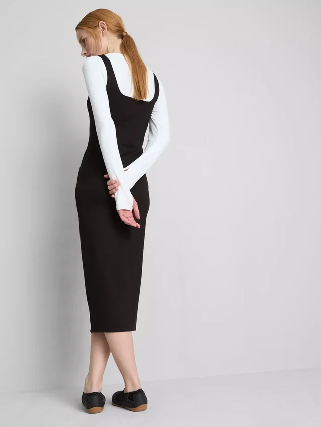 Vestido midi com decote quadrado «Second Skin»