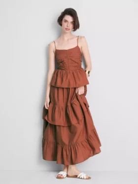Vestido midi com folhos em camadas