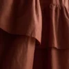 Vestido midi com folhos em camadas