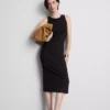 Vestido midi com sutiã incorporado em malha canelada