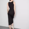 Vestido midi com sutiã incorporado em malha canelada