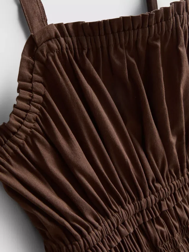 Vestido midi de algodão com decote quadrado e franzido
