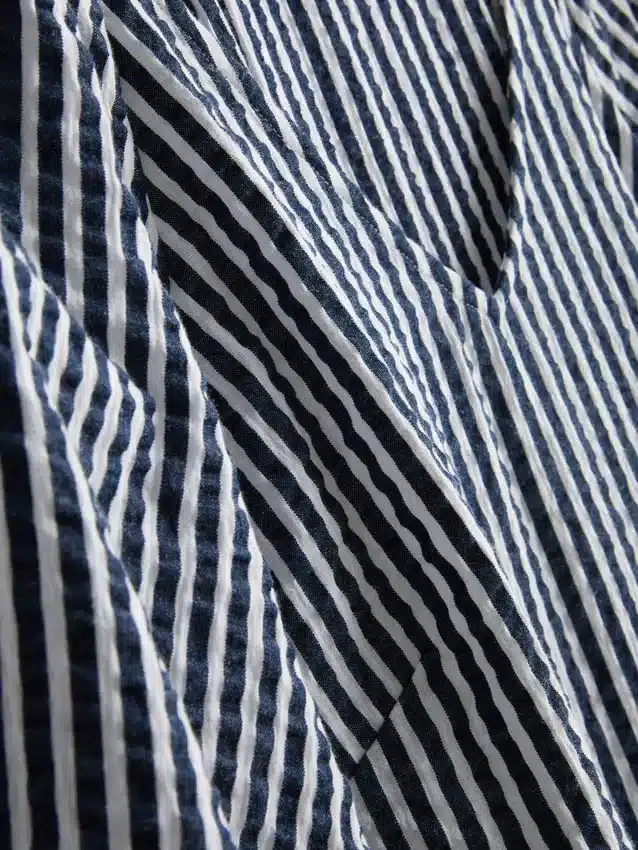 Vestido midi de algodão seersucker com corte smock
