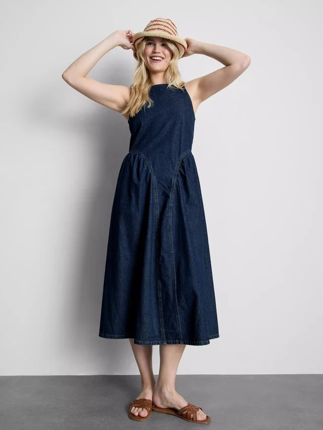 Vestido midi de ganga de algodão com cintura descida