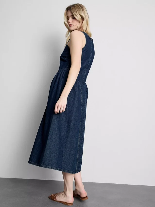 Vestido midi de ganga de algodão com cintura descida
