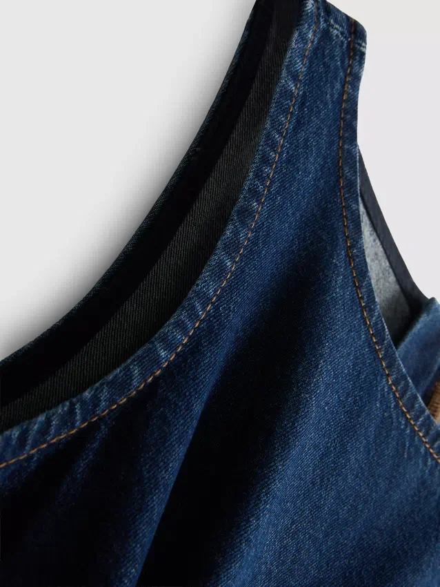 Vestido midi de ganga de algodão com cintura descida
