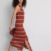 Vestido midi-longo justo sem mangas da Paula Echevarría