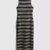 Vestido midi-longo justo sem mangas da Paula Echevarría