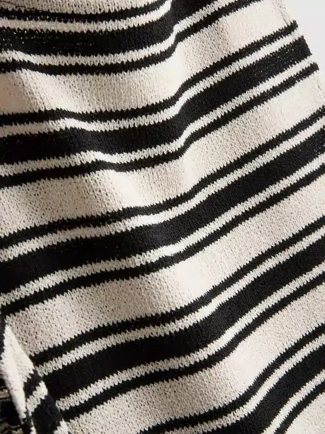 Vestido midi-longo justo sem mangas da Paula Echevarría