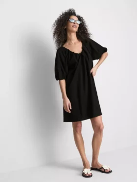 Vestido mini com mangas bufantes