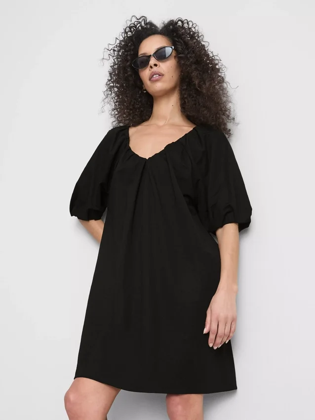 Vestido mini com mangas bufantes