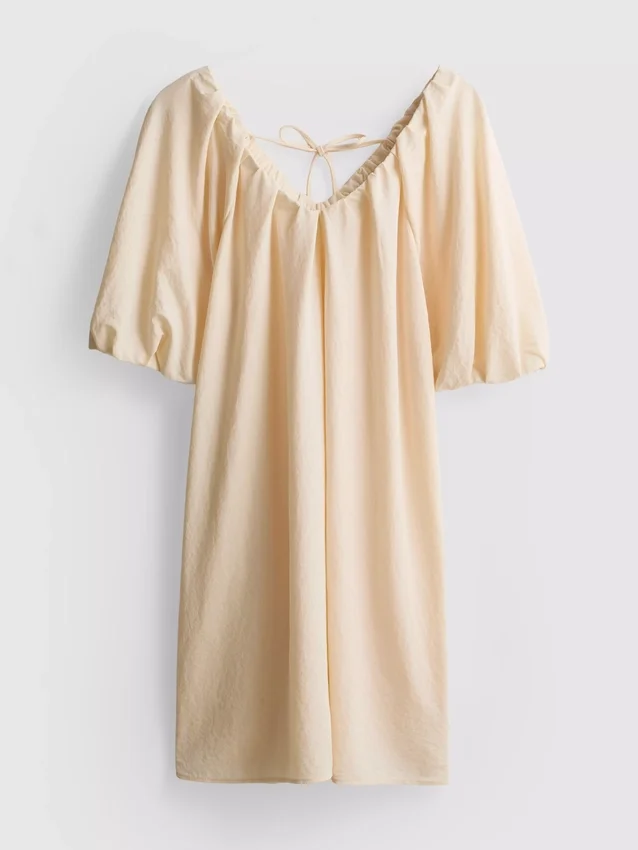 Vestido mini com mangas bufantes