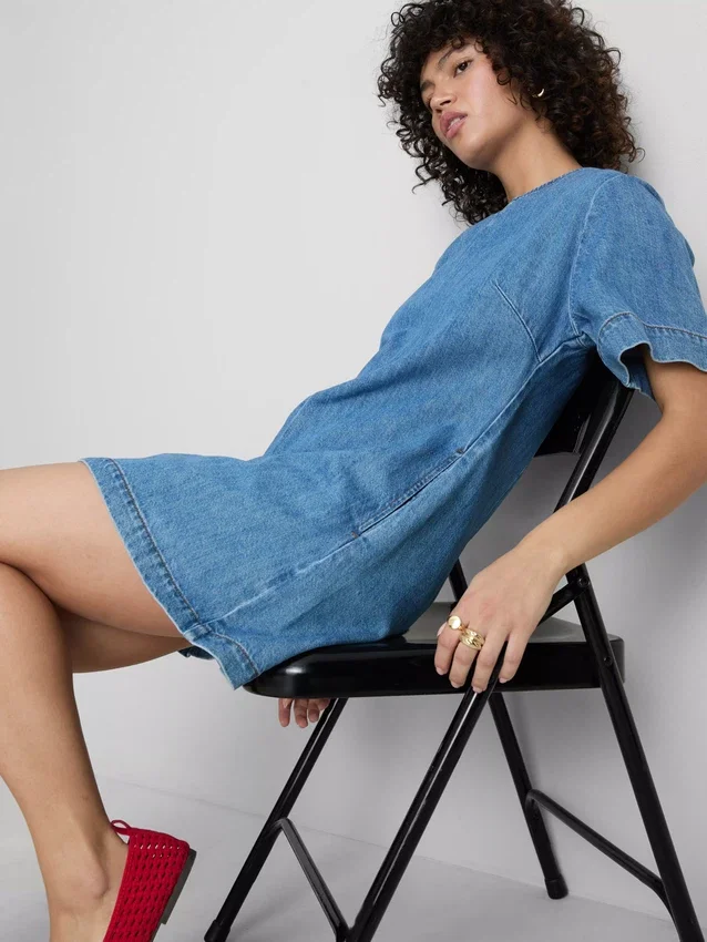Vestido mini reto em ganga de algodão