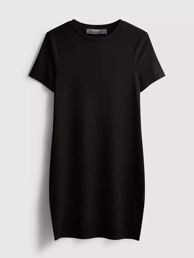 Vestido mini tipo t-shirt justo com canelado