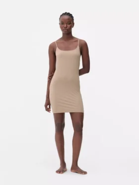 Vestido modelador tipo cami