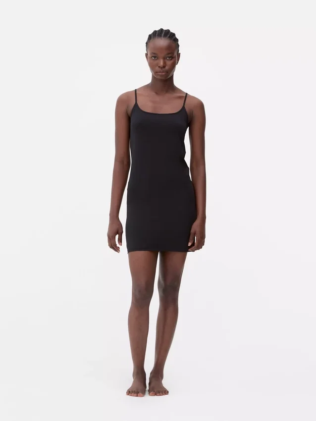 Vestido modelador tipo cami